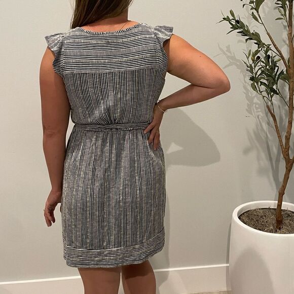 Caution to the Wind Size Large - Picture 3 of 3